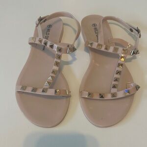 Wild Diva Light Pink Gold Studded T-Strap Sandals Summer Shoes Classy Comfy 7